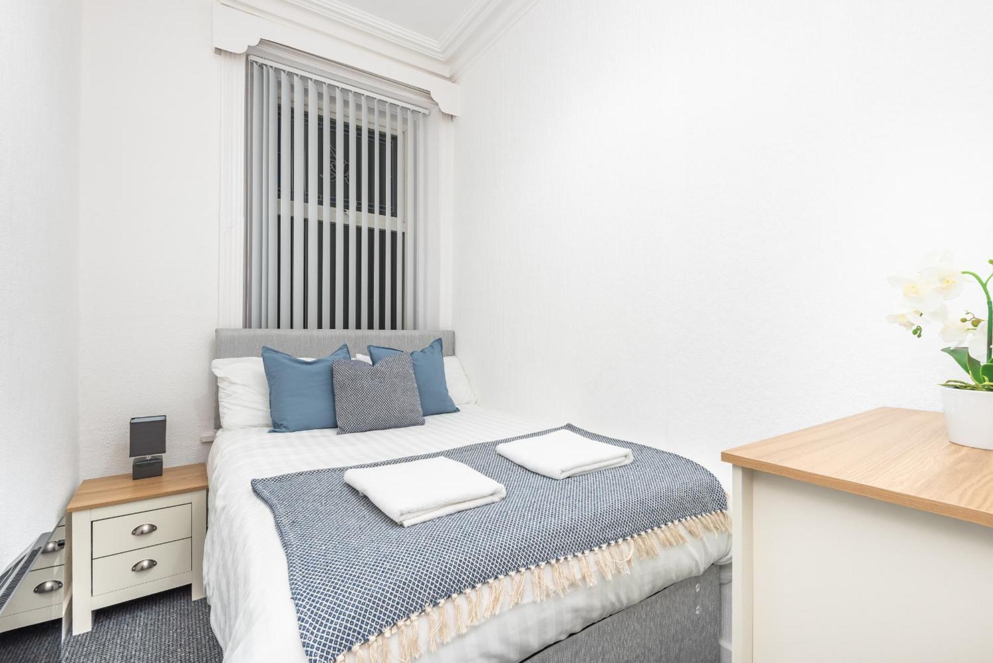 Velvet Coaster Apartments Блэкпул Номер фото